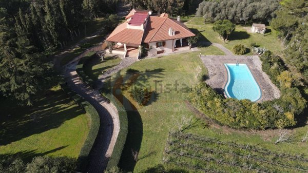 casa indipendente in vendita a Sassari in zona Caniga