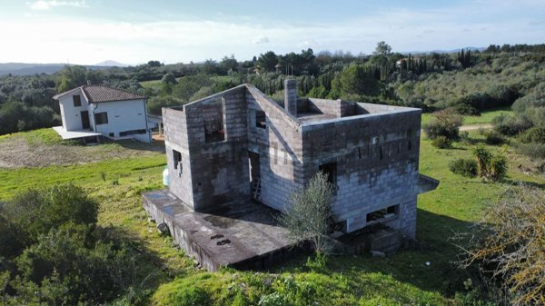 casa indipendente in vendita a Sassari in zona Caniga