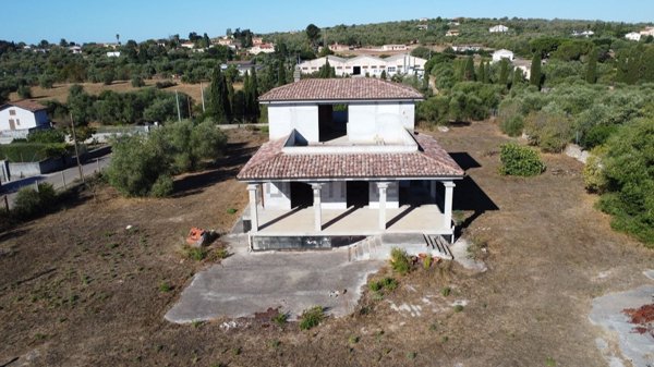 casa indipendente in vendita a Sassari in zona Caniga