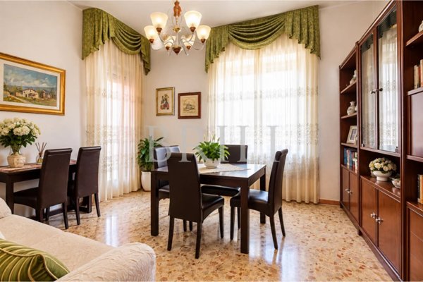 appartamento in vendita a Sassari in zona Cappuccini