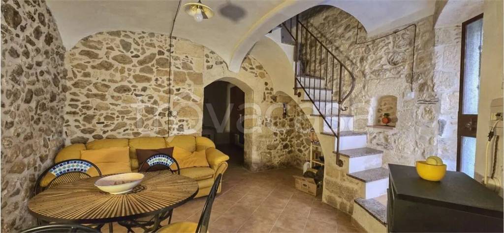 casa indipendente in vendita a Sennori