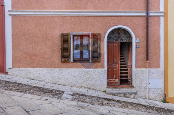 casa indipendente in vendita a Sennori
