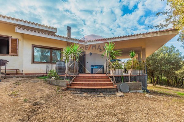 casa indipendente in vendita a Sennori