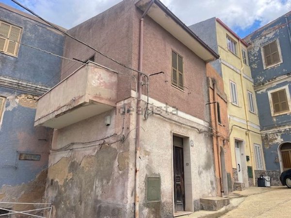 casa indipendente in vendita a Sennori