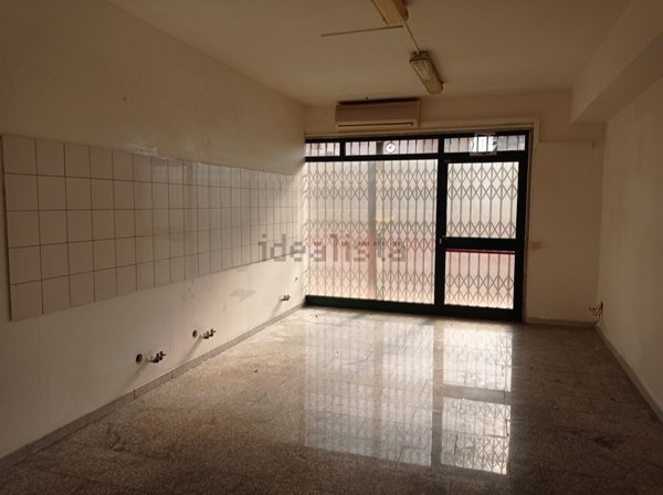 locale commerciale in vendita a Sennori