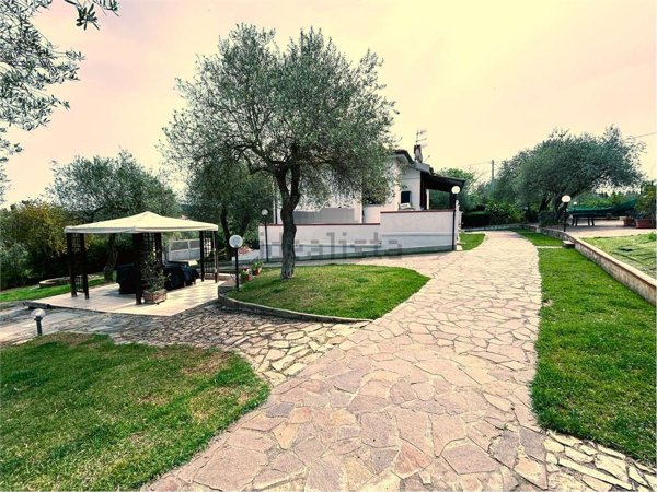 casa indipendente in vendita a Sennori
