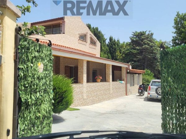 casa indipendente in vendita a Sennori