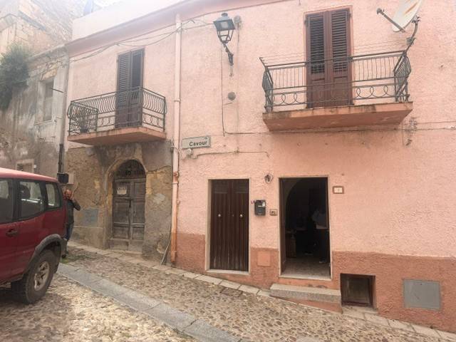 casa indipendente in vendita a Sennori