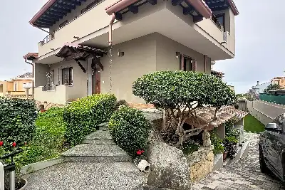 casa indipendente in vendita a Sennori
