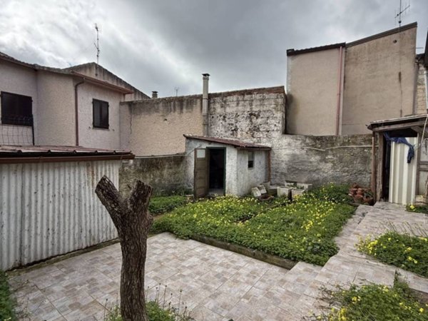casa indipendente in vendita a Siligo