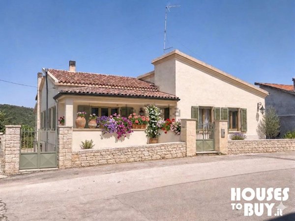 casa indipendente in vendita a Siligo