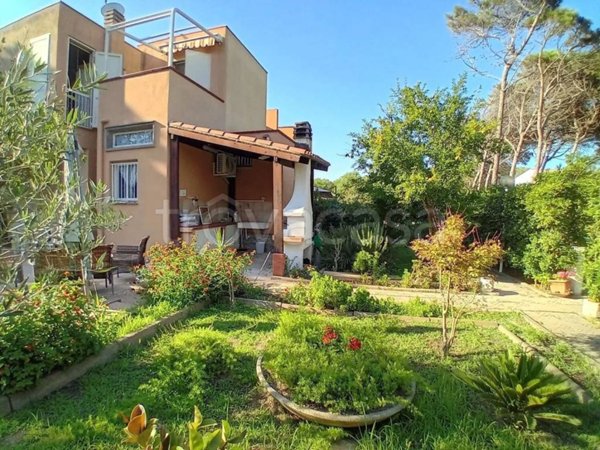 casa indipendente in vendita a Sorso