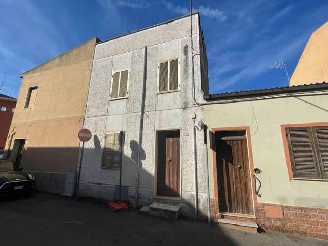 casa indipendente in vendita a Sorso