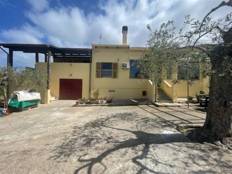 casa indipendente in vendita a Sorso