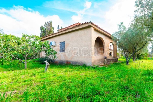 casa indipendente in vendita a Sorso