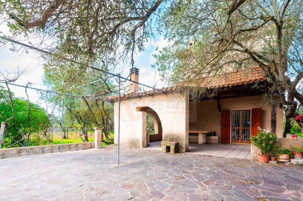 casa indipendente in vendita a Sorso