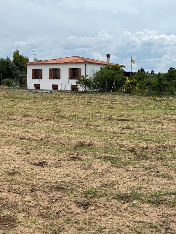casa indipendente in vendita a Sorso