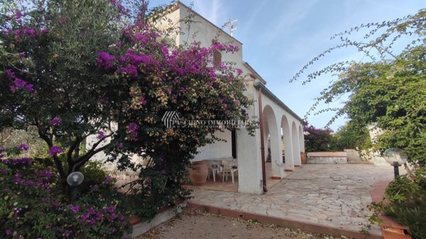 casa indipendente in vendita a Sorso