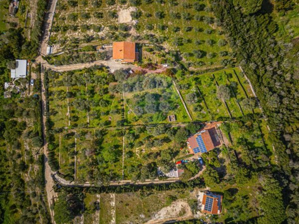 casa indipendente in vendita a Sorso