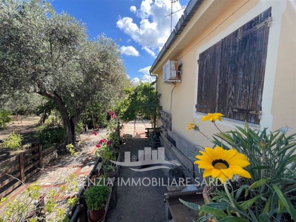 casa indipendente in vendita a Sorso