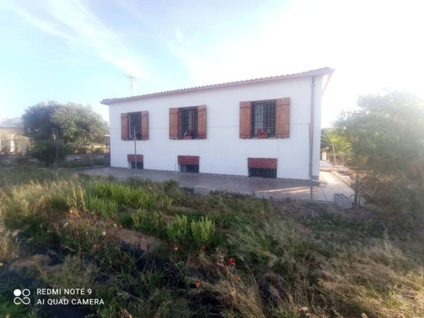 casa indipendente in vendita a Sorso