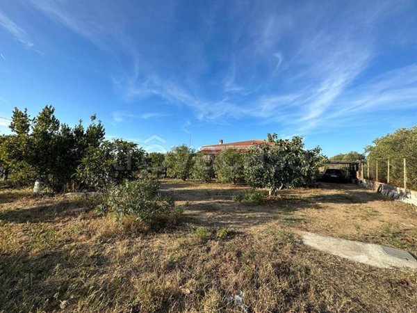 casa indipendente in vendita a Sorso