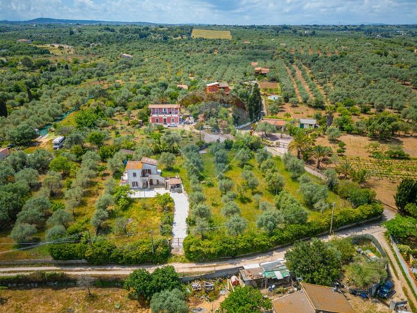 casa indipendente in vendita a Sorso