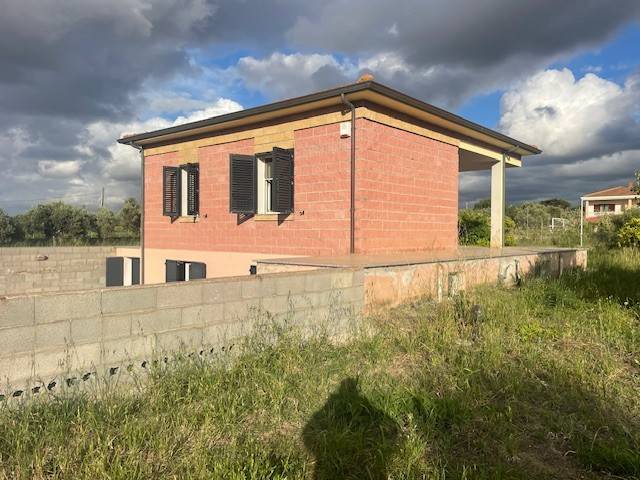 casa indipendente in vendita a Sorso