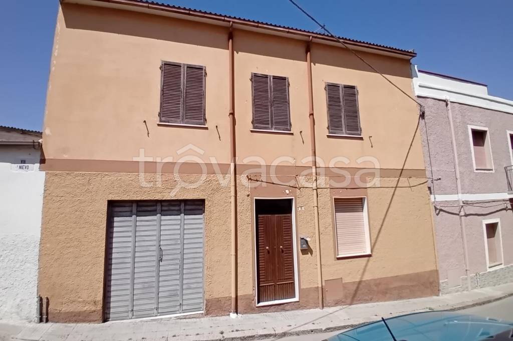 casa indipendente in vendita a Sorso