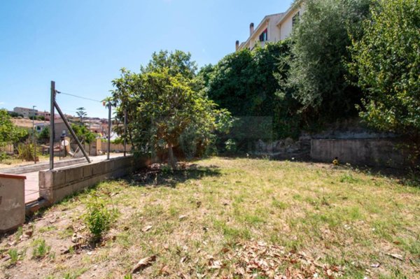 casa indipendente in vendita a Sorso