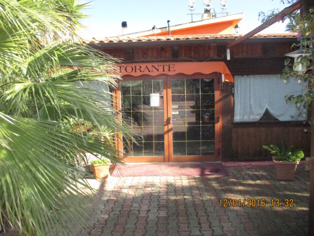 locale commerciale in vendita a Sorso