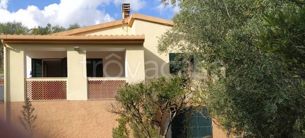 casa indipendente in vendita a Sorso