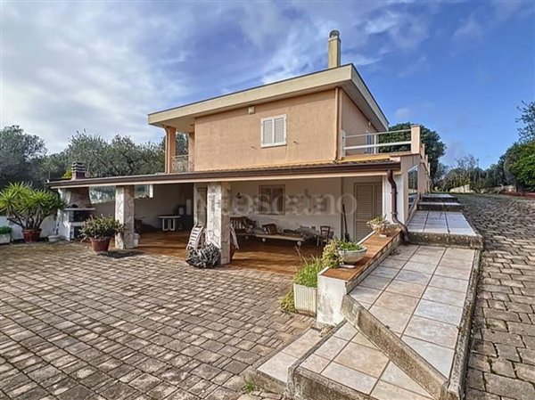 casa indipendente in vendita a Sorso