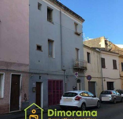 casa indipendente in vendita a Sorso