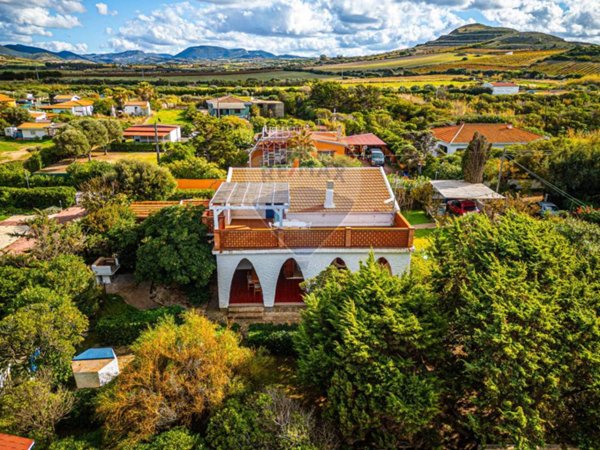 casa indipendente in vendita a Sorso
