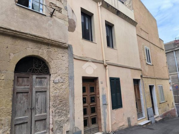 casa indipendente in vendita a Sorso