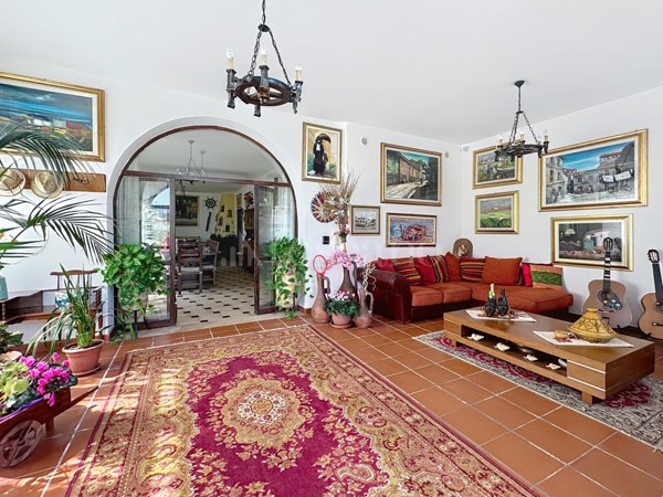 casa indipendente in vendita a Sorso