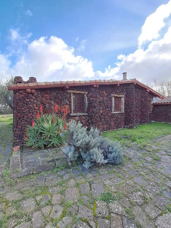 casa indipendente in vendita a Sorso in zona Marina di Sorso