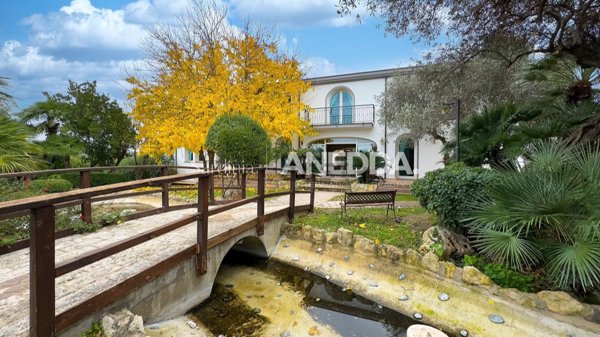 casa indipendente in vendita a Sorso