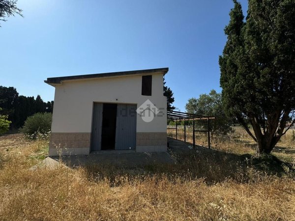 casa indipendente in vendita a Sorso