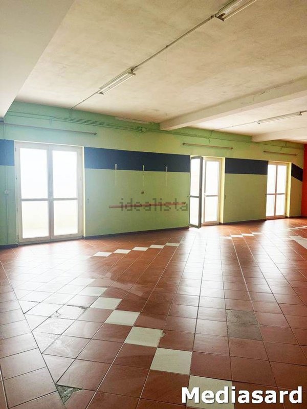 locale commerciale in vendita a Sorso