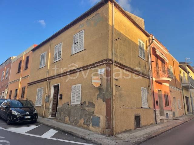 casa indipendente in vendita a Sorso