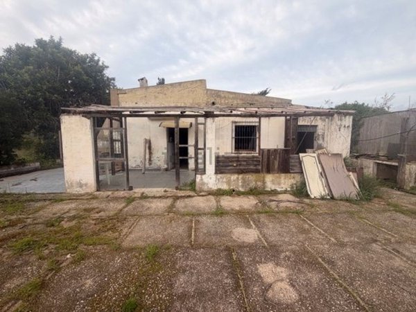 casa indipendente in vendita a Sorso