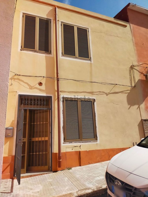 casa indipendente in vendita a Sorso