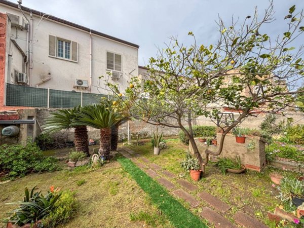 casa indipendente in vendita a Sorso