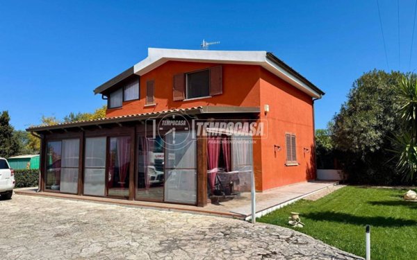 casa indipendente in vendita a Sorso