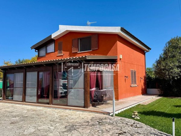 casa indipendente in vendita a Sorso