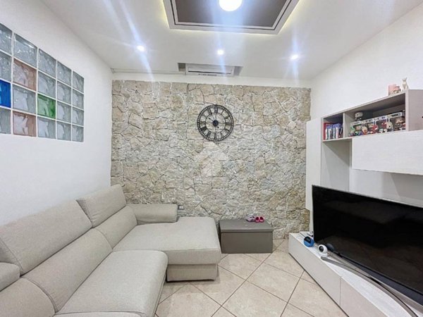 casa indipendente in vendita a Sorso