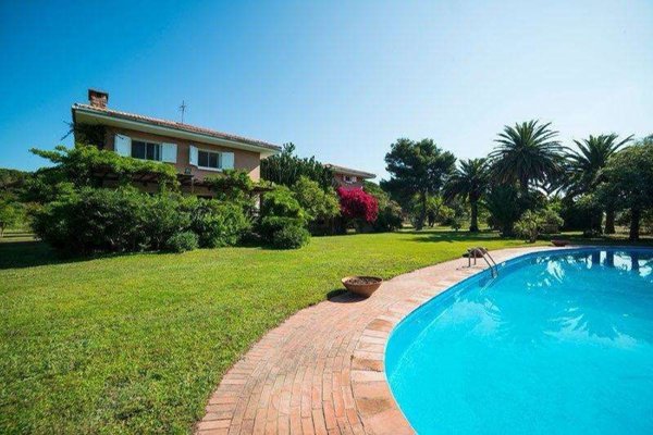 casa indipendente in vendita a Sorso