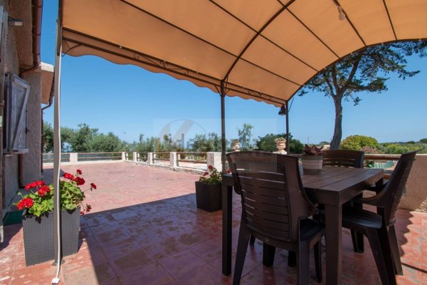 casa indipendente in vendita a Sorso